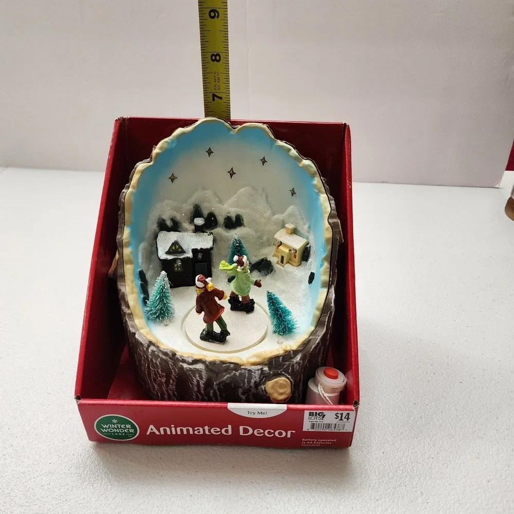 Winter Wonder Lane Animated Decor Still In Box